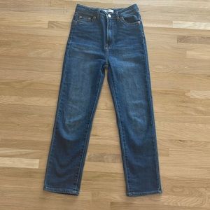 Levi’s Ribcage straight ankle jeans size 10 (girls)